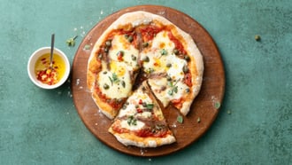 Pizza calabrese