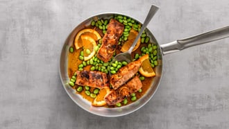 Teriyaki-Lachs mit Orangen