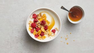 Joghurt mit Baumnüssen
