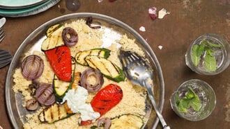Légumes grillés sur couscous