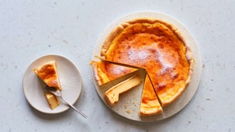 Crostata di semolino con confettura d’albicocche