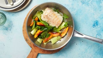 Kabeljau mit Pfirsich und Pak-Choi