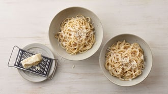 Spaghetti cacio e pepe