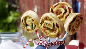 Sucettes de pizza froide aux légumes