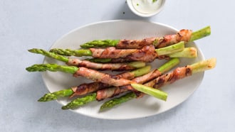 Asperges enrobées de lard