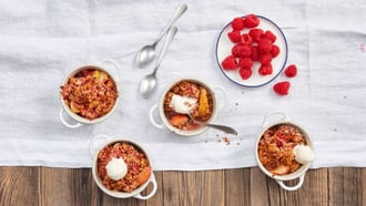 Crumble aux pommes et framboises