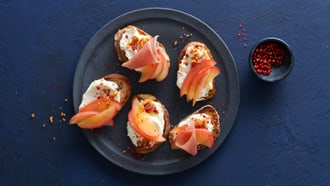 Crostini mit Röstzwiebelcreme