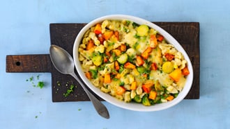 Spätzligratin mit Gemüse und Käse
