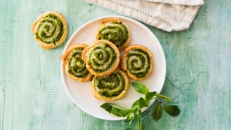Escargots aux petits pois et aux fines herbes