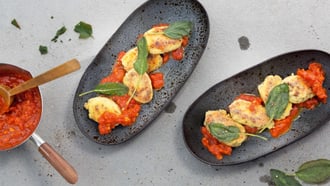 Steinpilznocken mit Tomaten