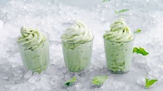 Basilikum-Frozen-Joghurt