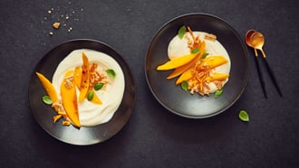 Caramelisierte Mango mit Joghurt