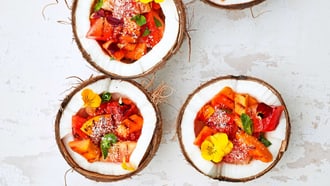 Exotischer Fruchtsalat vom Grill