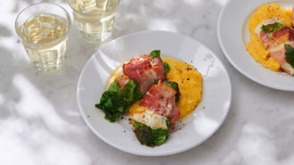 Lattich-Involtini mit Taleggio und Polenta