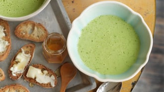 Velouté à l’ail des ours
