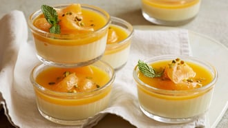Ingwer-Panna-Cotta mit Mandarinen