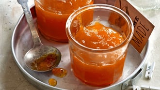Aprikosen-Gewürze-Konfitüre