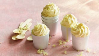 Soft ice ai fiori di sambuco con limoncello