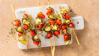 Brochettes d'antipasti au gril