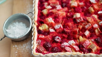Torta di lamponi e rabarbaro