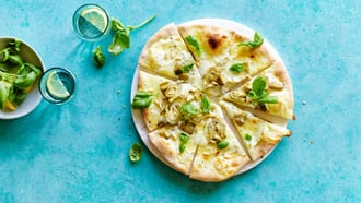 Pizza blanche aux artichauts