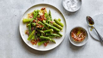 Spargelsalat mit Vinaigrette
