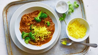 Lammcurry mit Kurkumareis