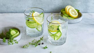 Gurke-Thymian-Wasser