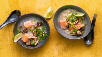 Soupe de poisson avec quinoa et shiitakés