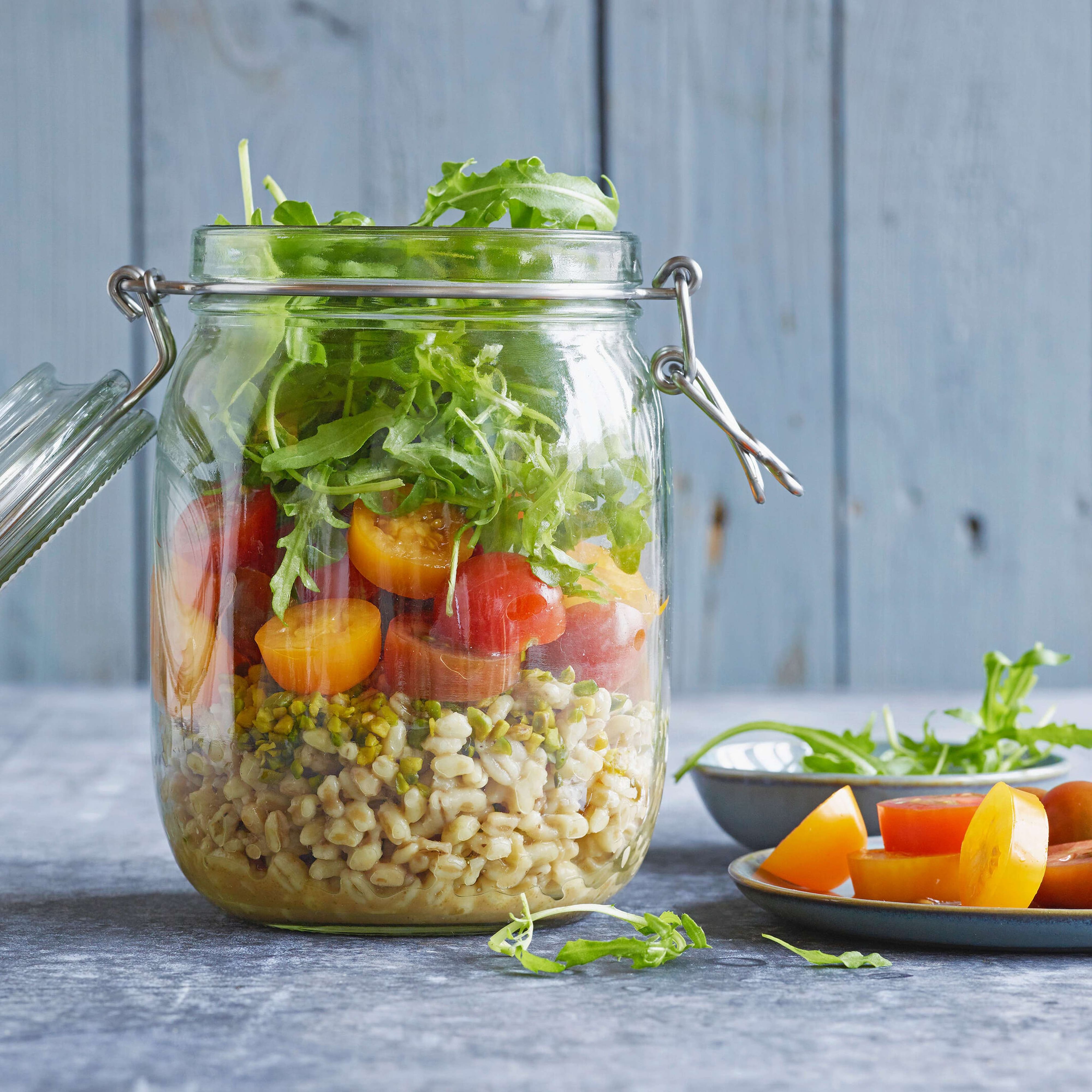 Blumenkohl-Broccoli-Salat mit Ei | Migusto