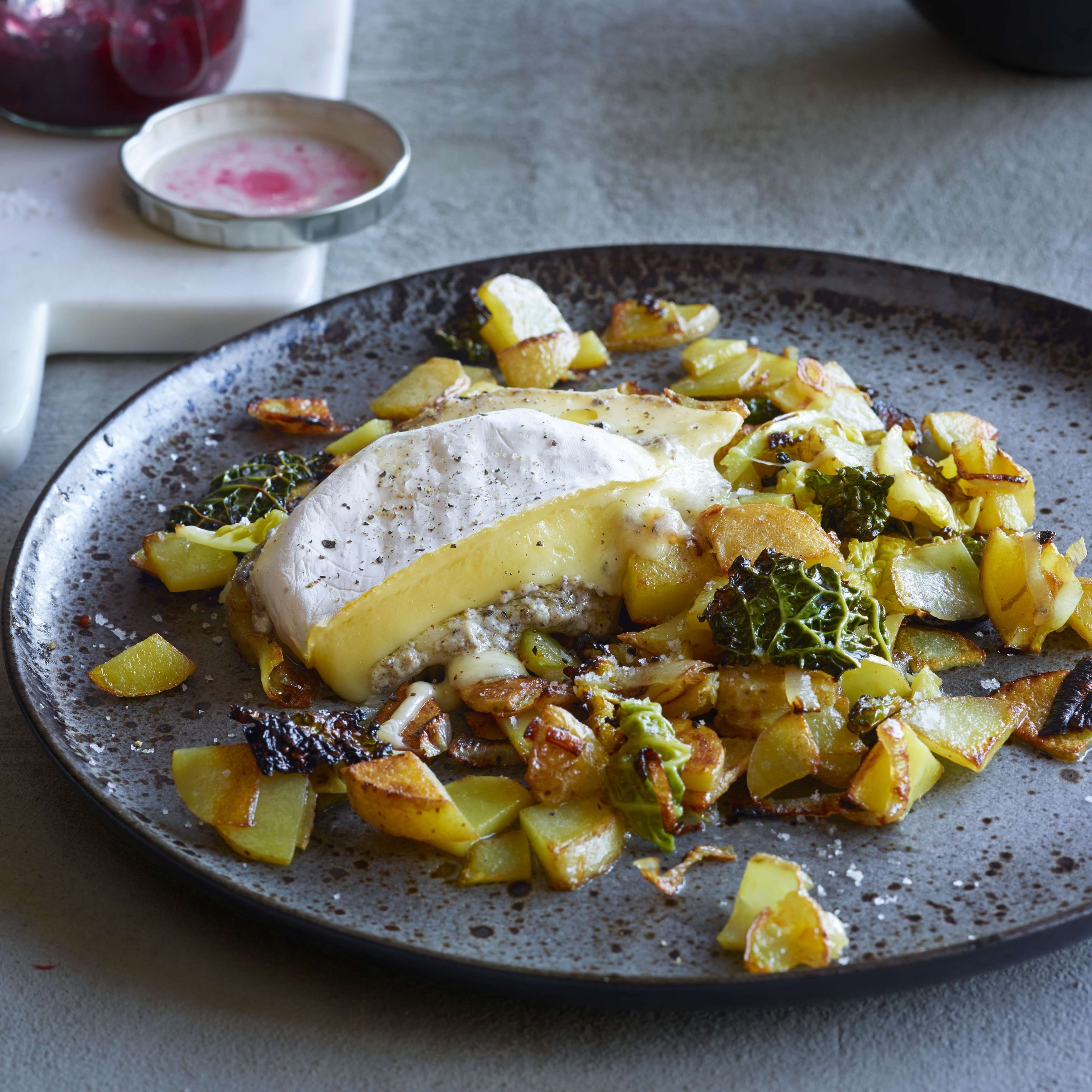 Kartoffelgratin Mit Geröstetem Rotkohl | Migusto