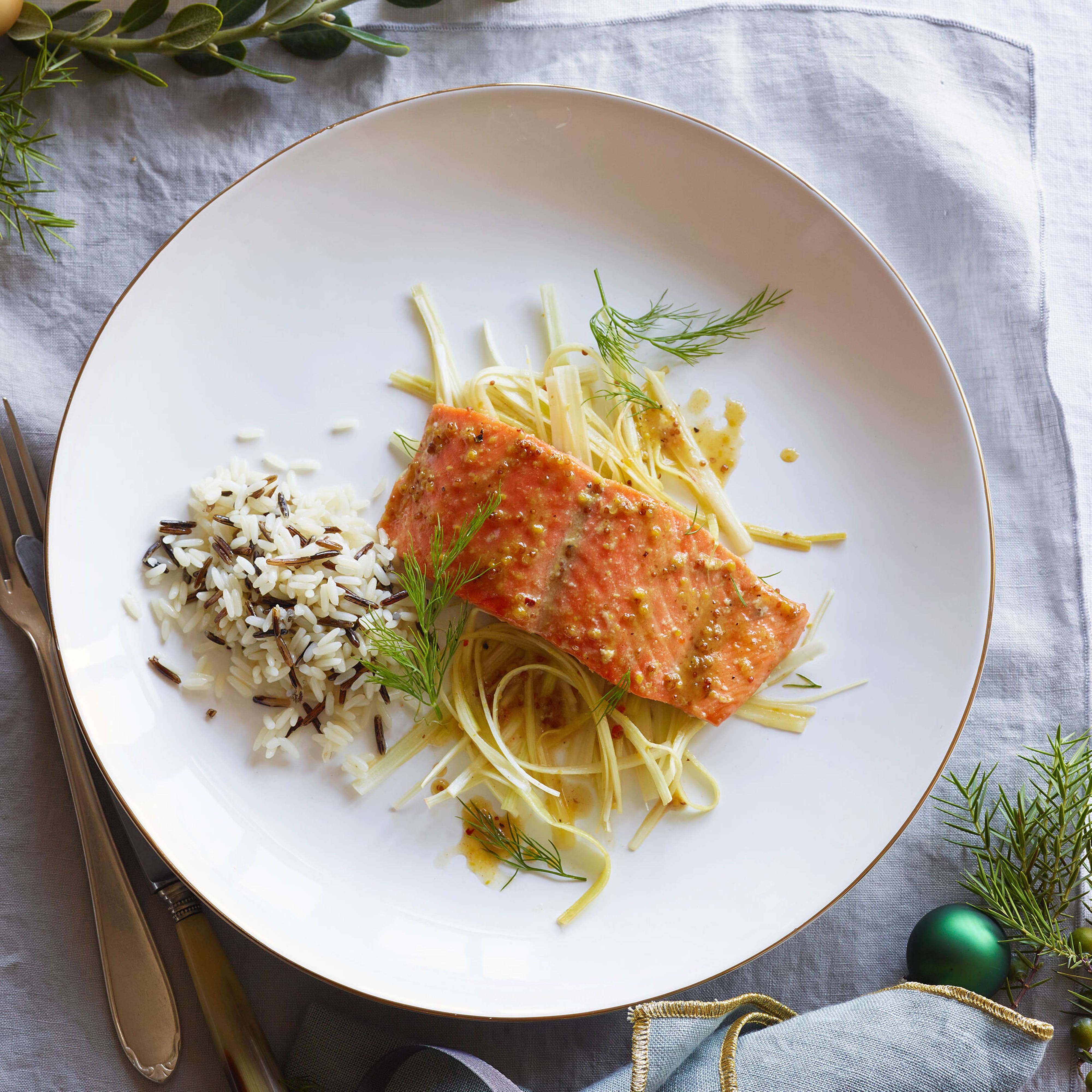 Jakobsmuscheln auf Lauch mit Speck-Vinaigrette | Rezept