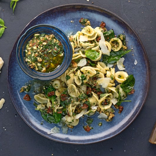 Tagliatelle mit Limetten-Rosenkohl | Rezept