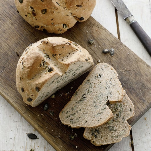 Buttermilchbrot mit Baumnüssen | Migusto
