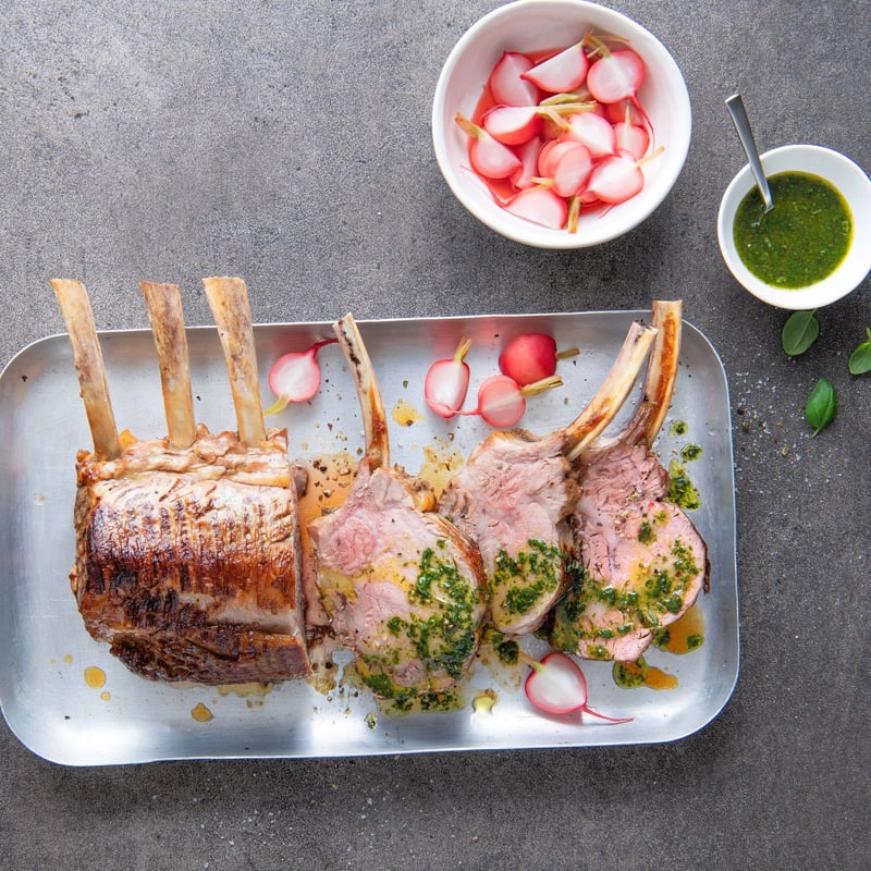 Kalbsrack mit Speckbohnen | Rezept