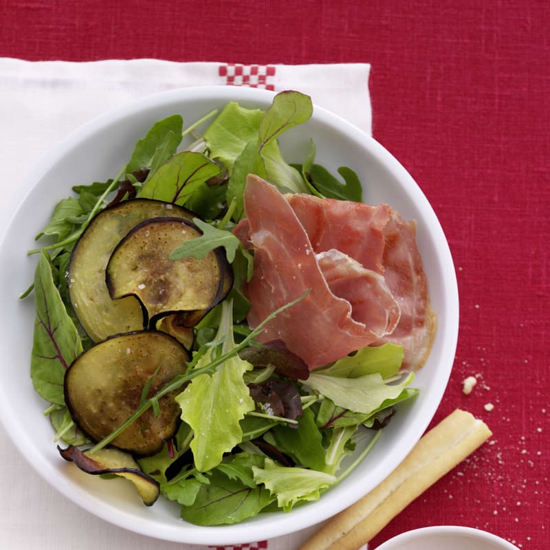 Insalata con prosciutto crudo e pesche al timo Migusto