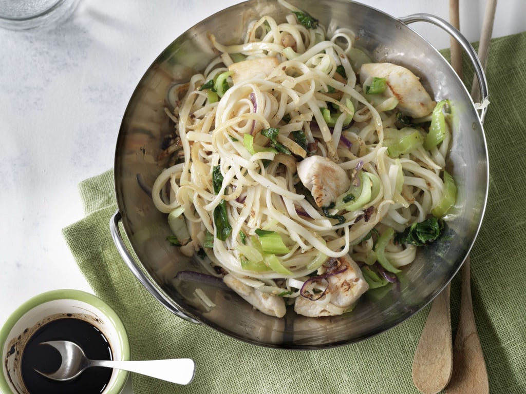 Nouilles sautées au pak-choï et au poulet