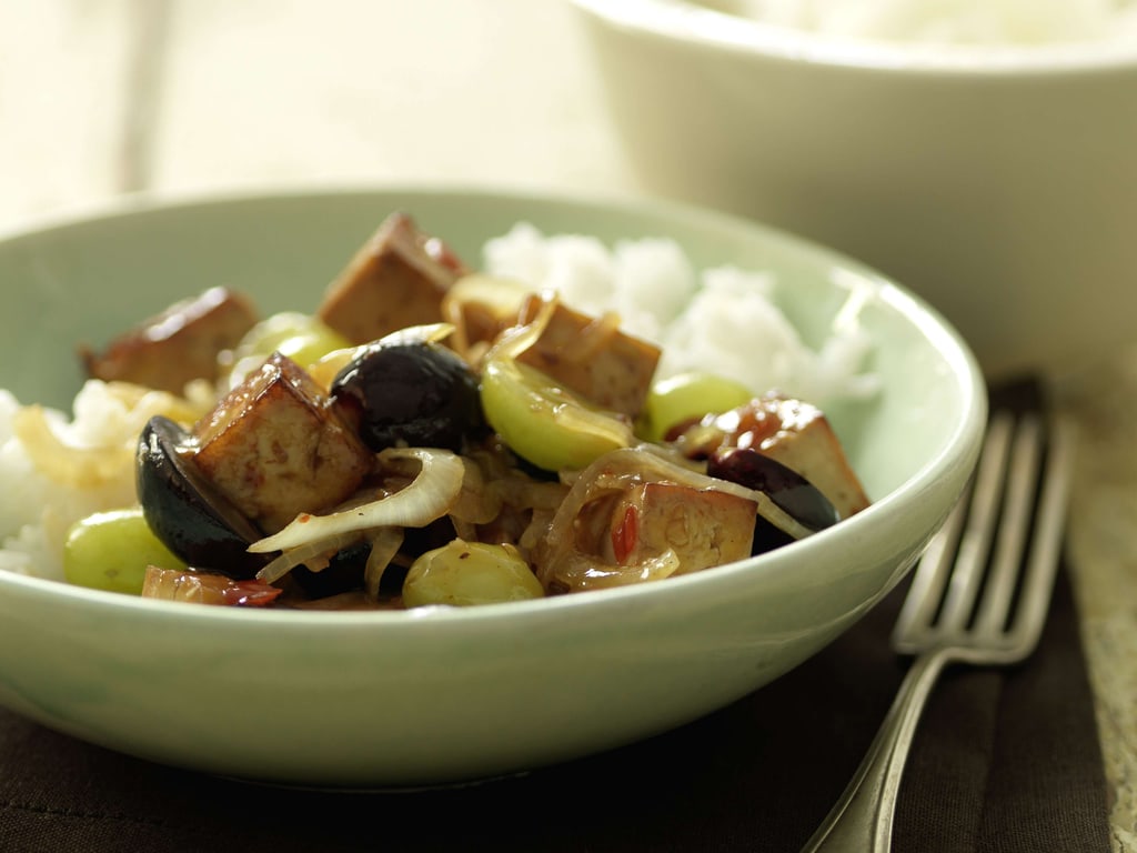 Dés de tofu aux raisins