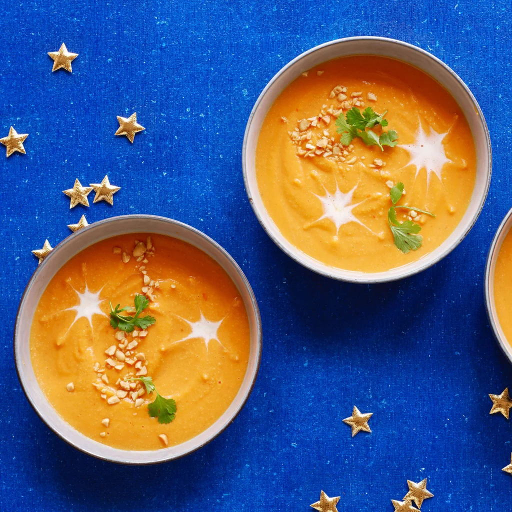 Scharfe Erdnuss-Süsskartoffel-Suppe 