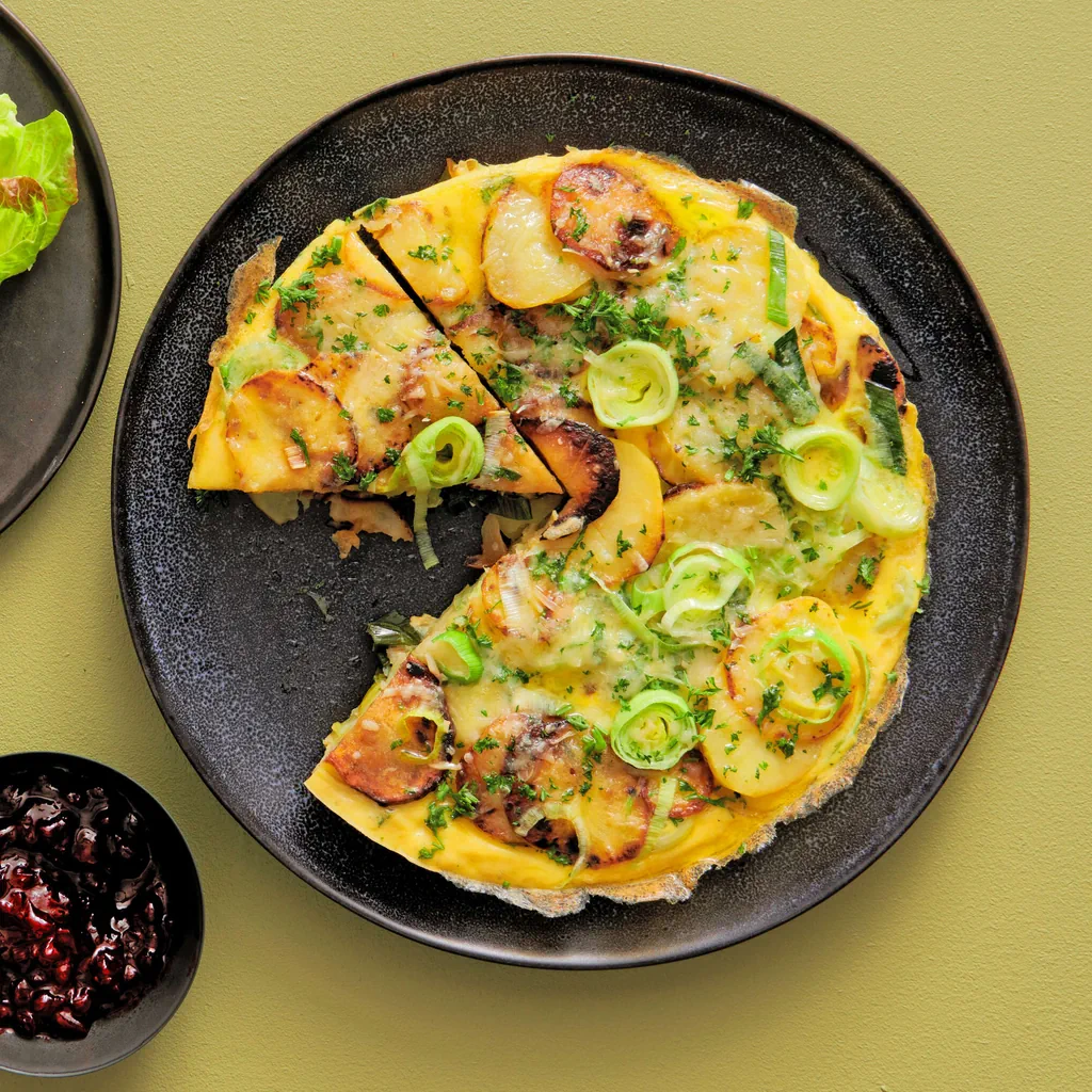 Tortilla aux poireaux avec airelles