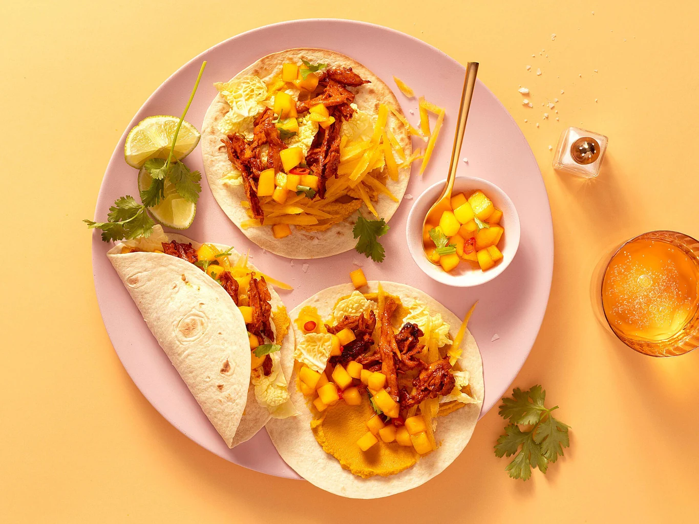  Tacos vegani con salsa al mango