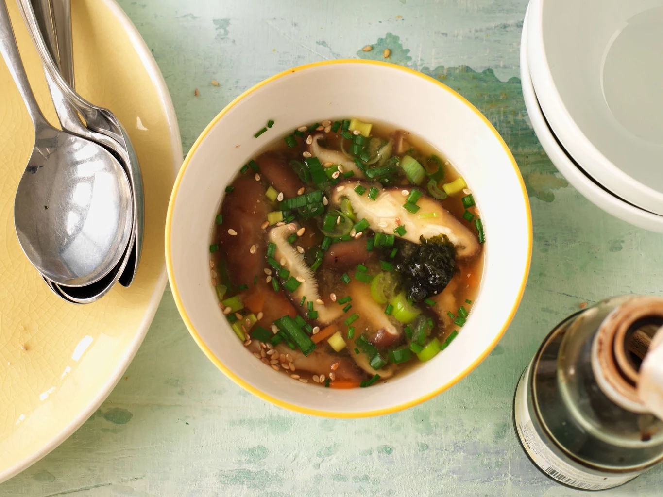 Miso-Suppe mit Pilzen