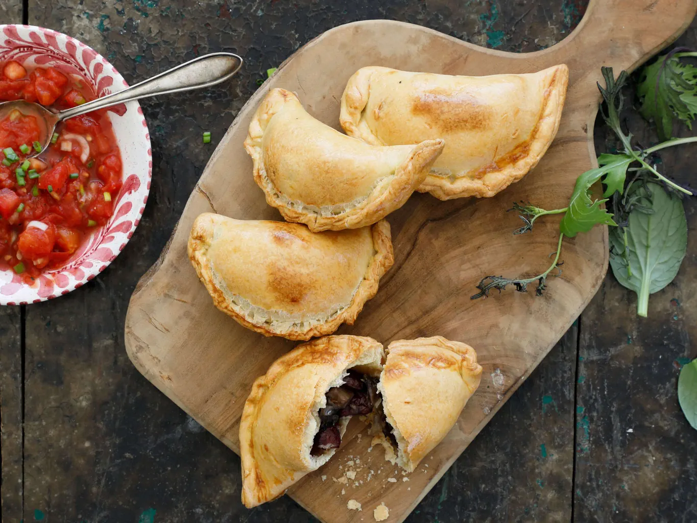 Empanadas aux haricots et aux champignons