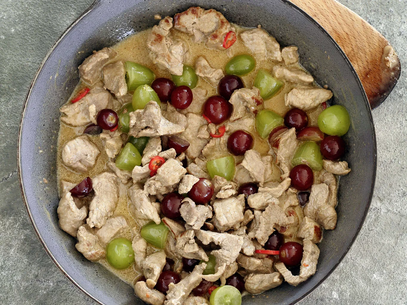 Kalbsgeschnetzeltes mit Trauben