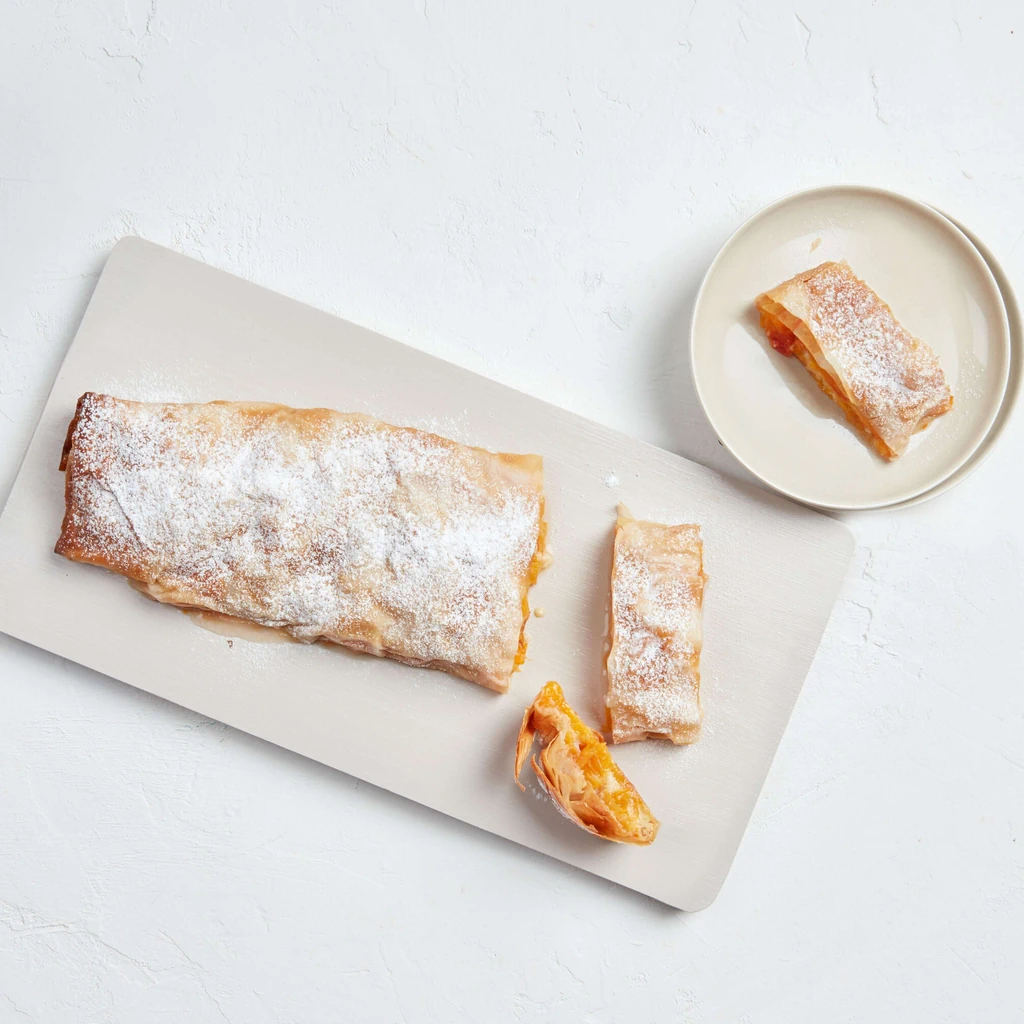 Aprikosenstrudel