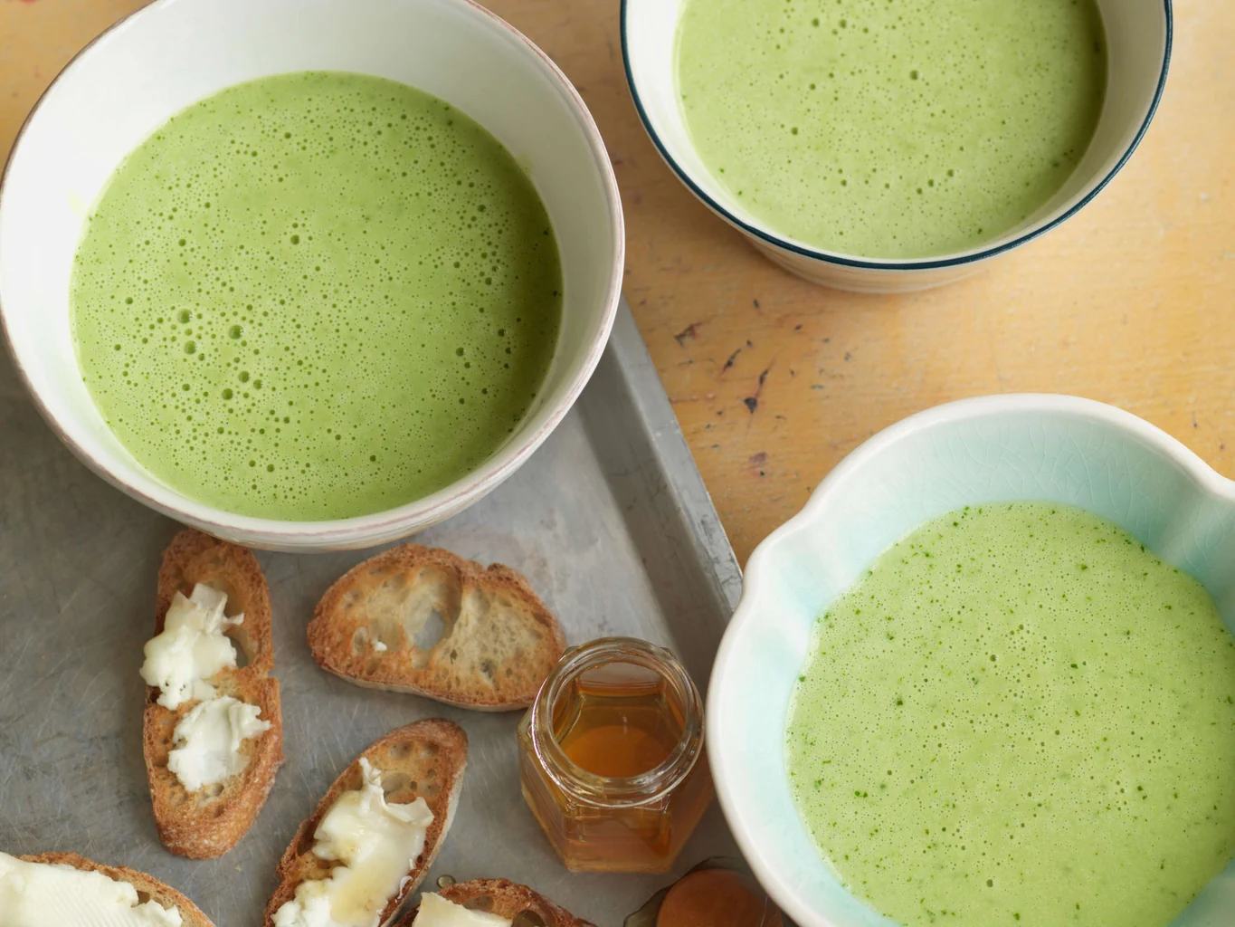 Velouté à l’ail des ours