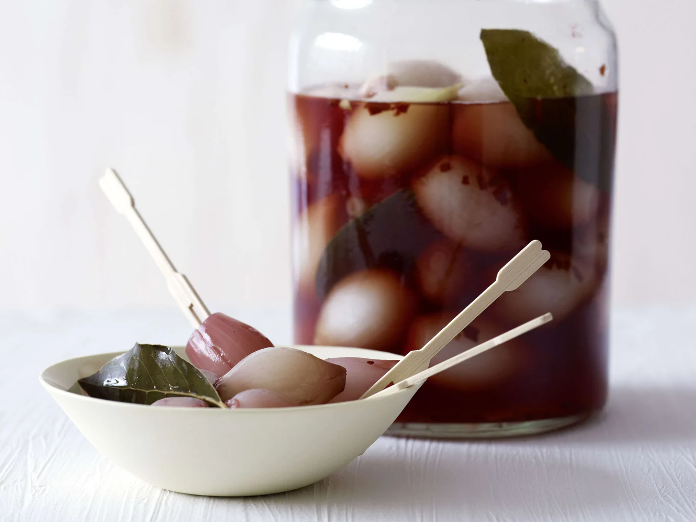 Petits oignons au vin rouge