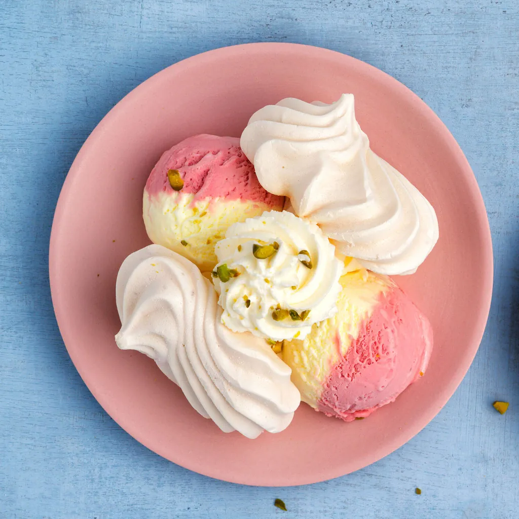 Meringa con gelato