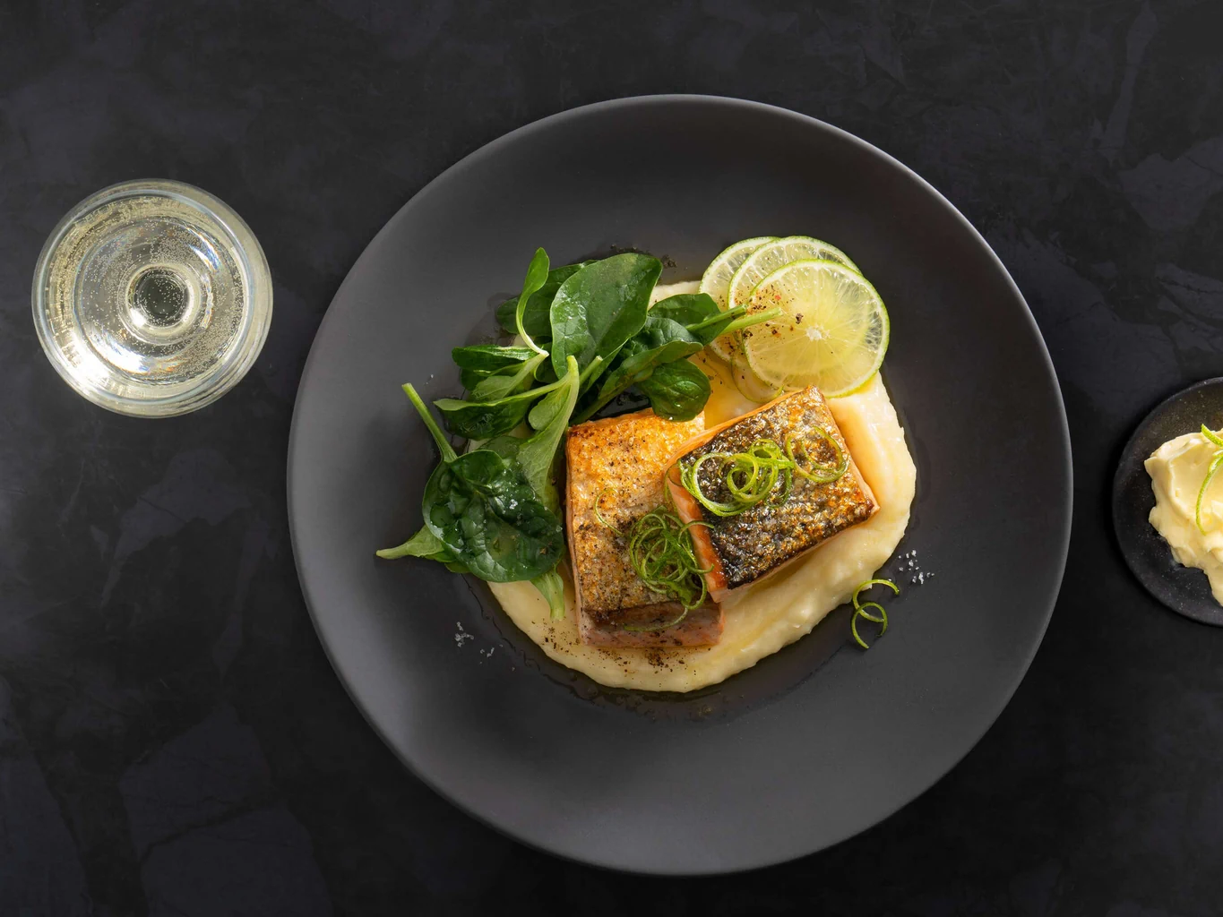 Lachs mit Pastinaken und Limettenbutter