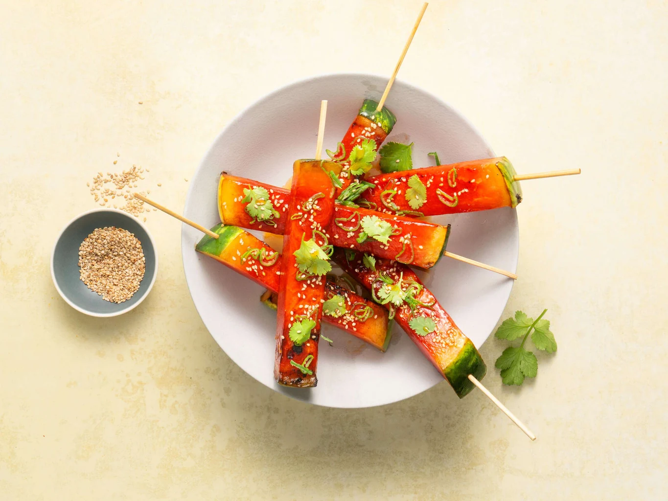 Caramelisierte Wassermelone mit Sesam